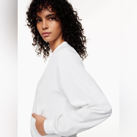 NWT TNA Move Area Women's White  Longsleeve - XS - Picture 4 of 9